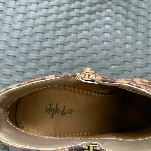 New Style & Co. Booties - Picture 7 of 8